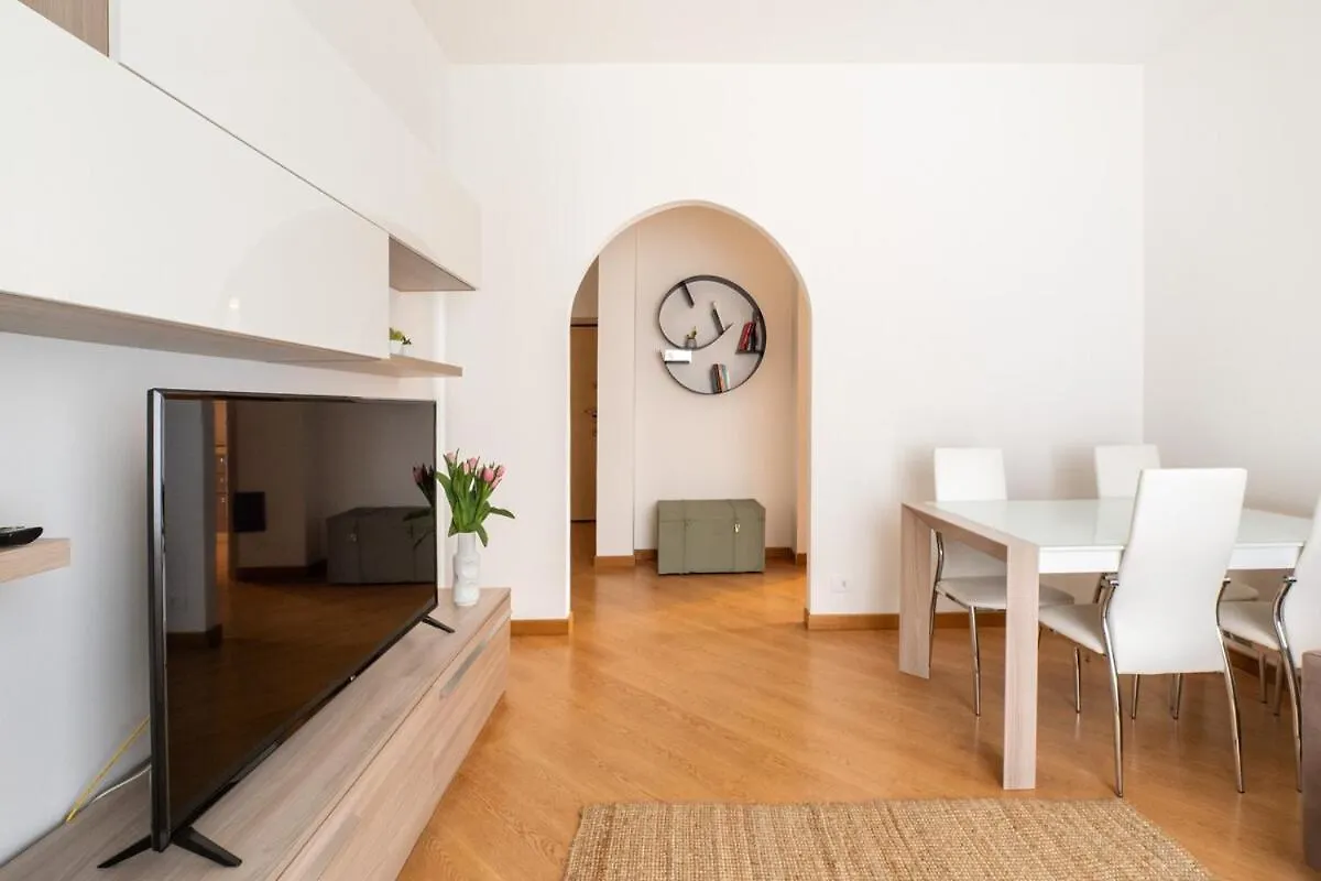Апартаменты Maison Gigi Лекко Италия
